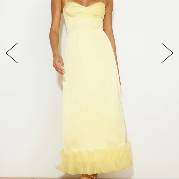 NWT Hello Molly - All Your Attention Yellow Maxi Dress (sold out on website) - Picture 2 of 4